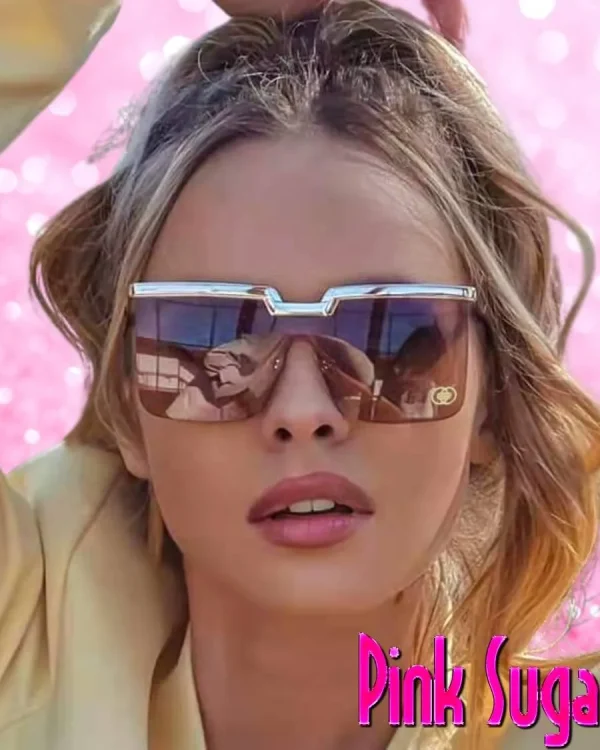 00 Gold Top Oversized Square Sunglasses