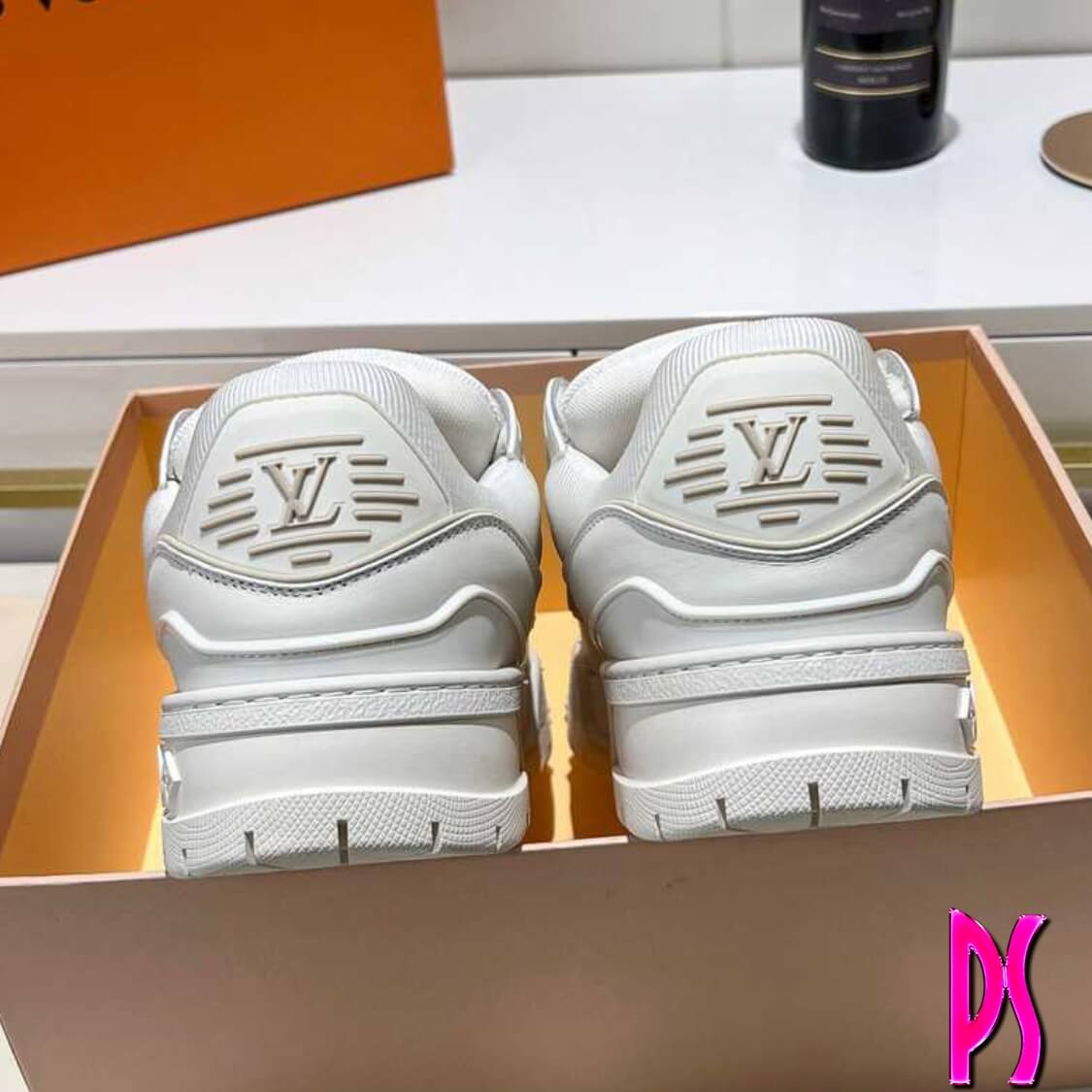 Louis Vuitton Maxi Trainer Sneaker 