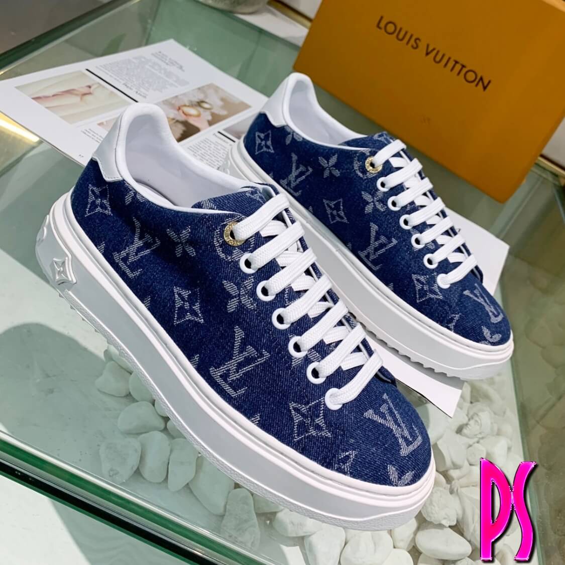 Sneakers