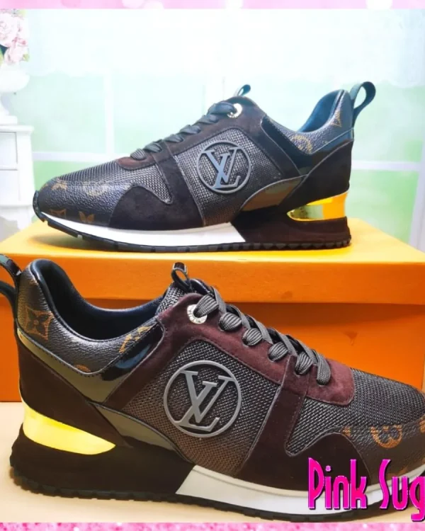 00 Sneakers 4 4