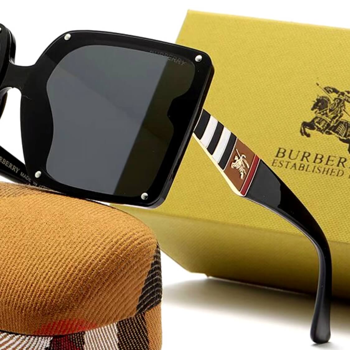 Square Monogram UV Sunglasses 
