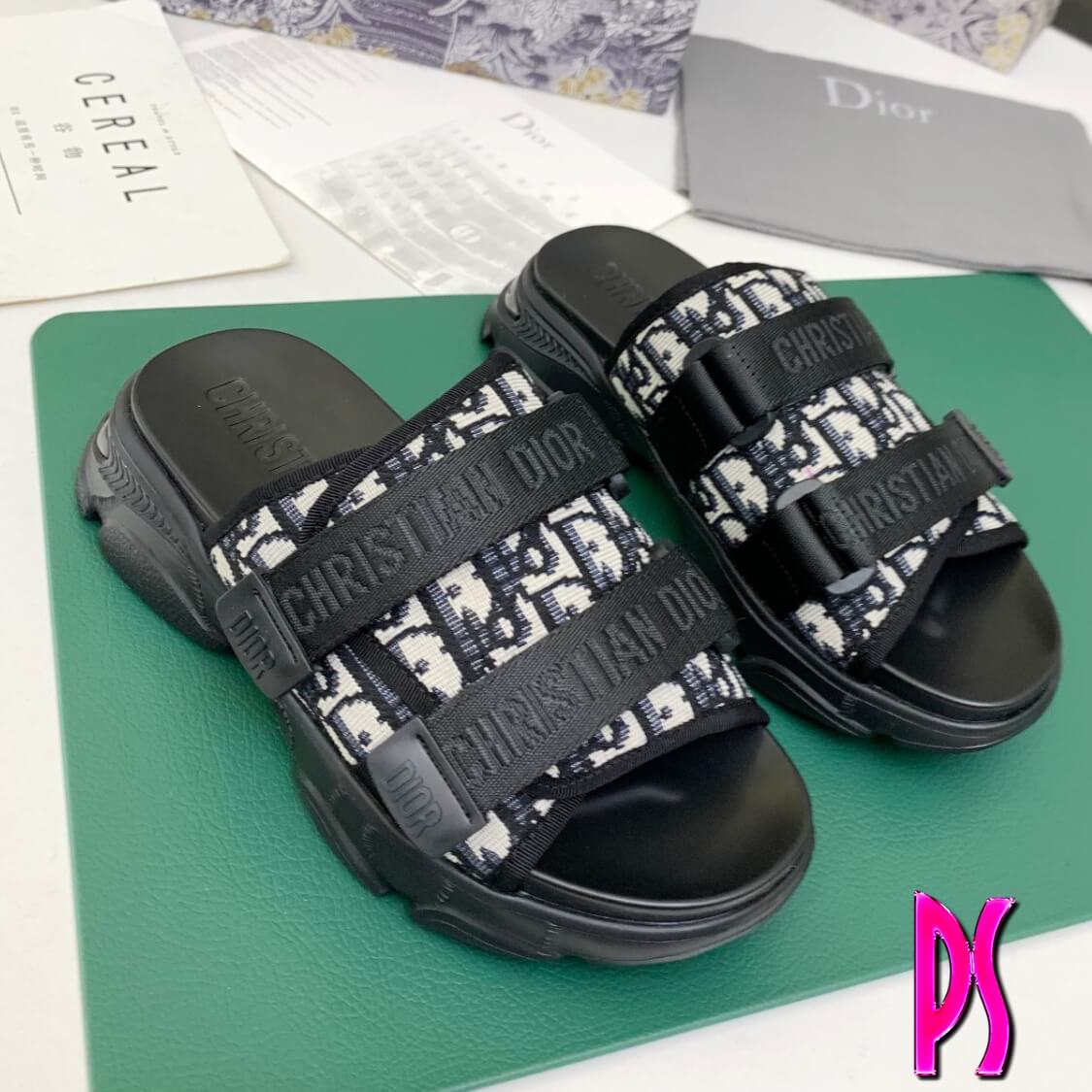 Adjustable Slide Sandals Black