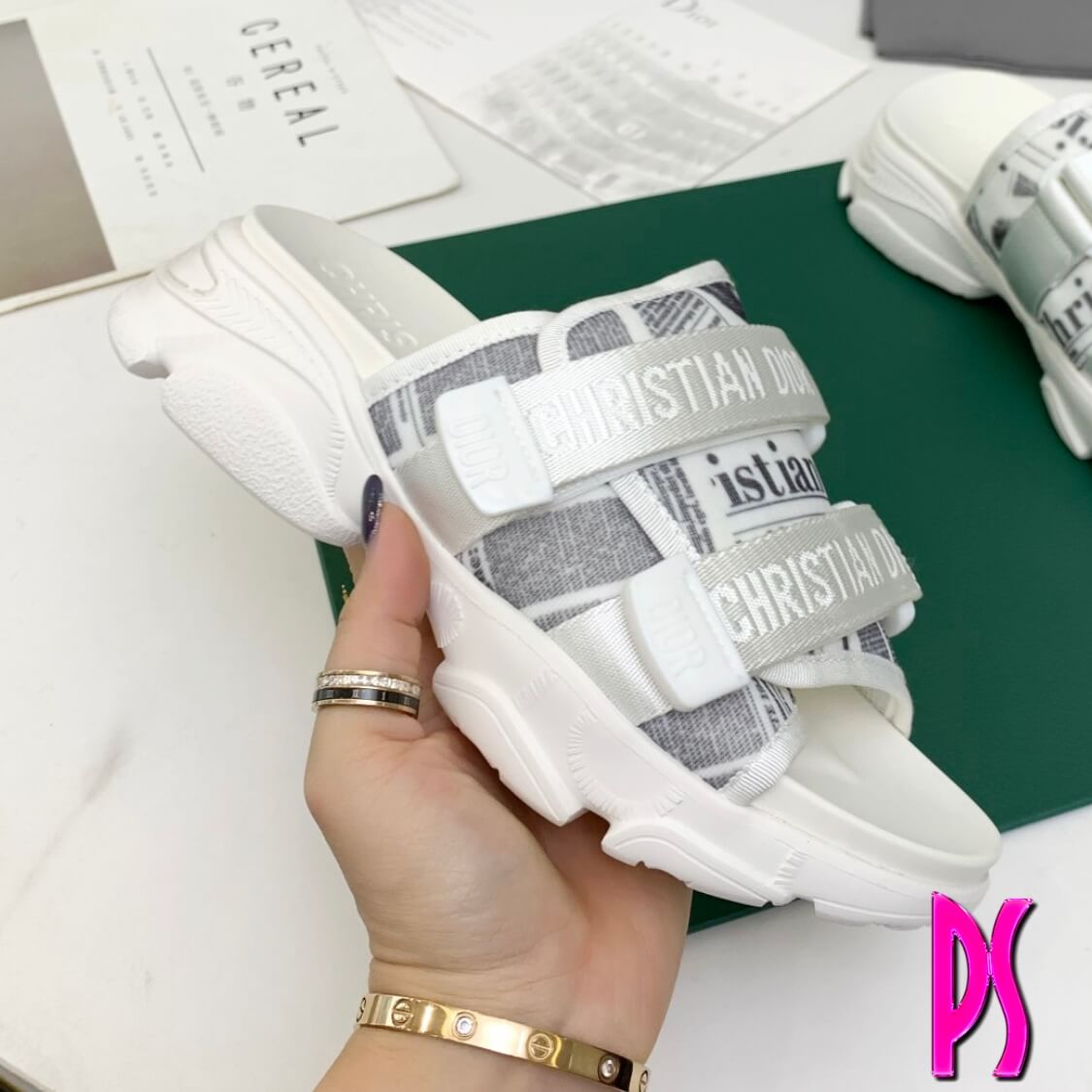 Adjustable Slide Sandals In Light Grey