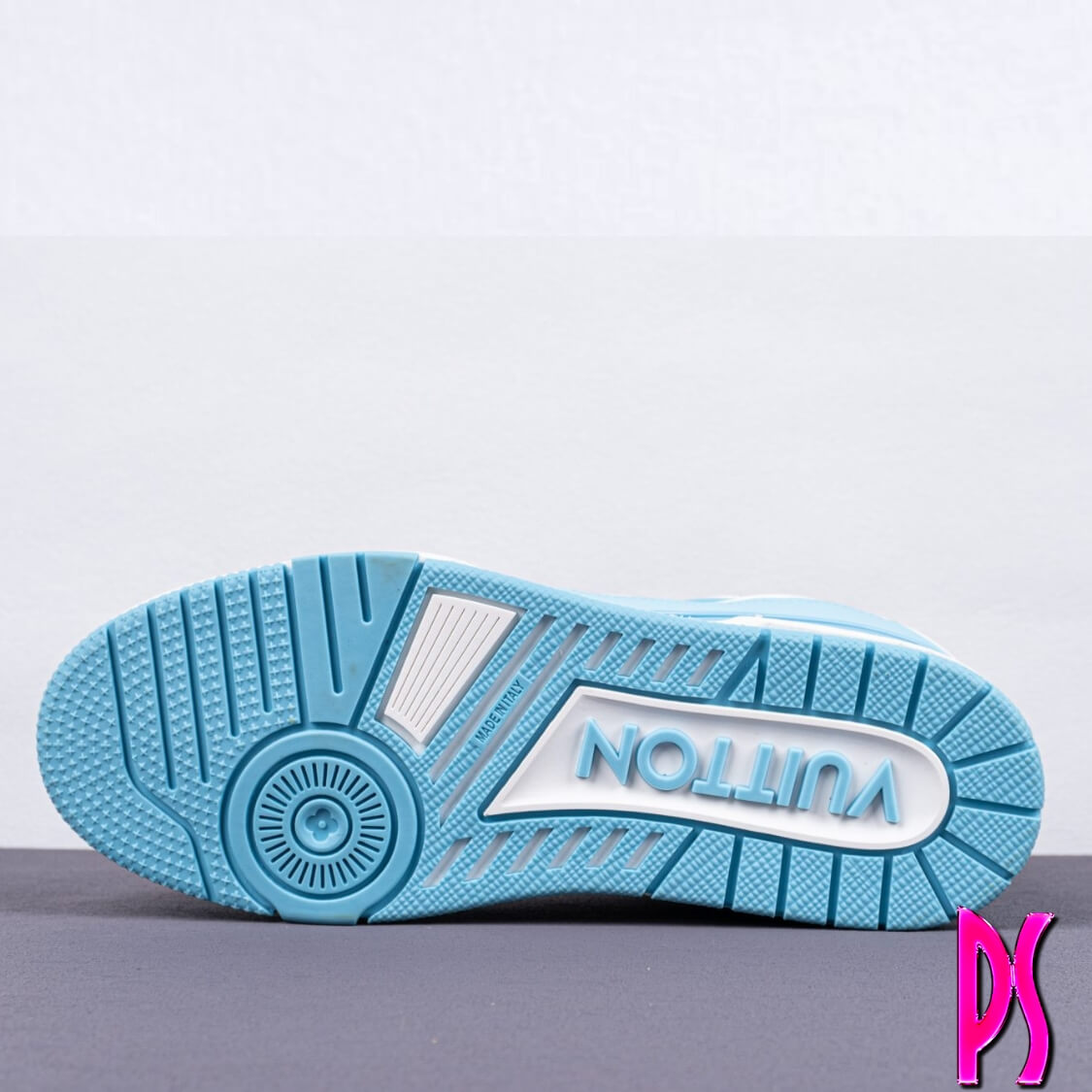 Louis Vuitton Trainer Sneaker Sky Blue