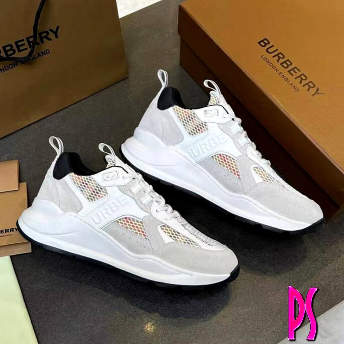 Mesh Running Shoes 