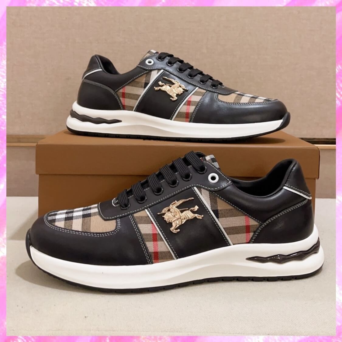 Gold Charm Plaid Sneakers 