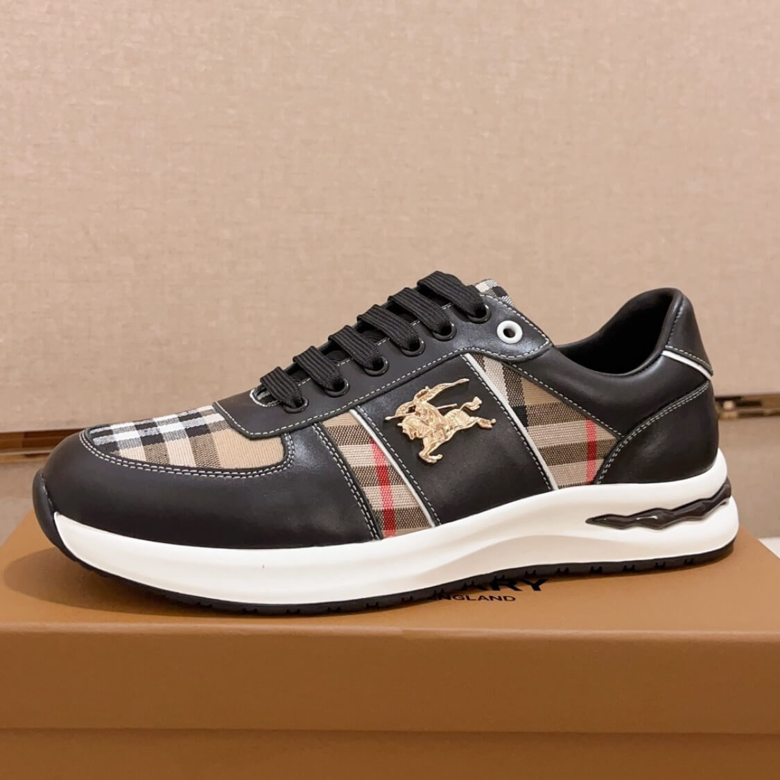 Gold Charm Plaid Sneakers 