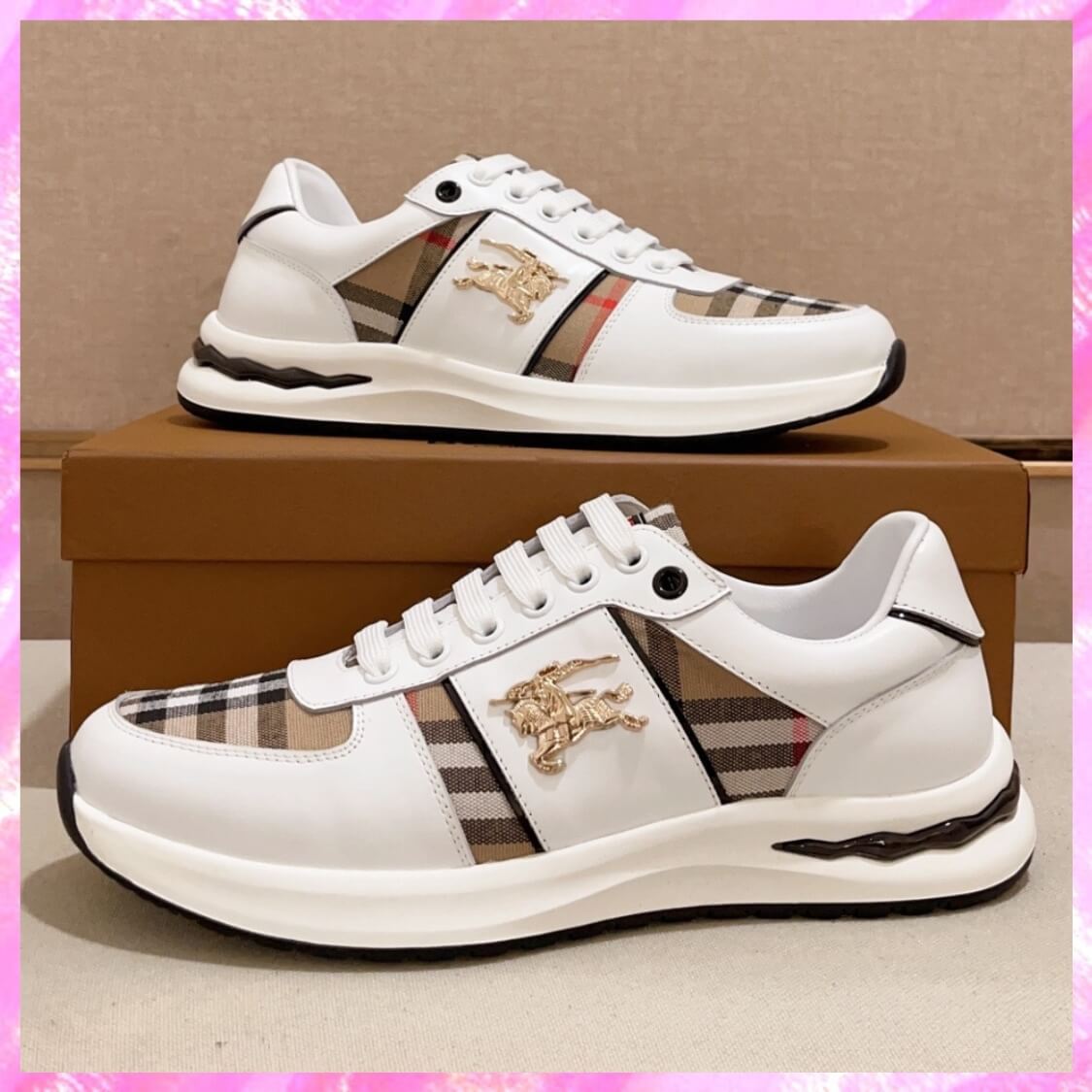 Gold Charm Plaid Sneakers 