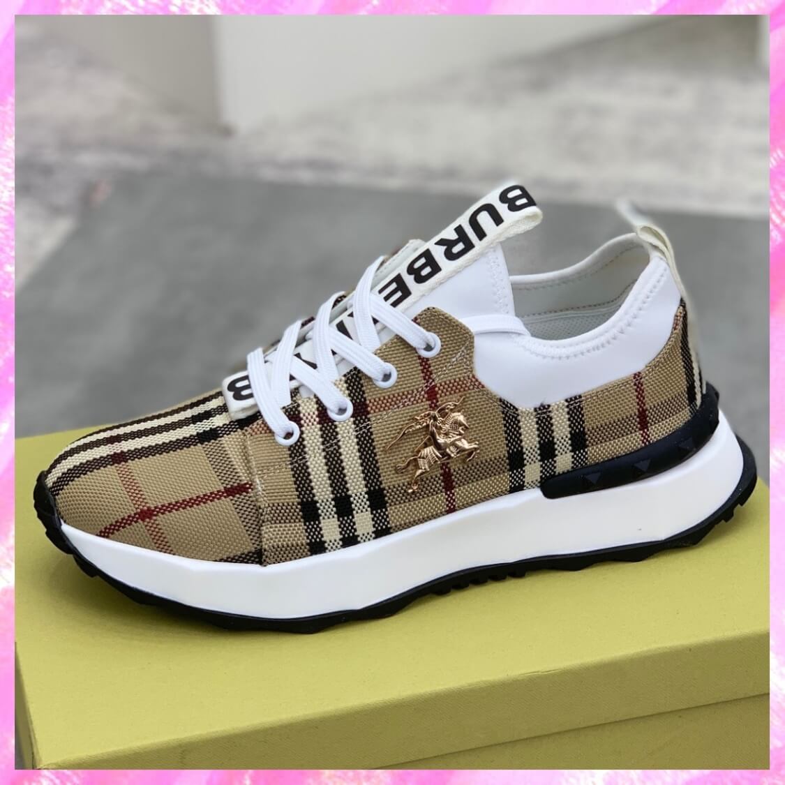 Plaid Check Low Top Sneakers 