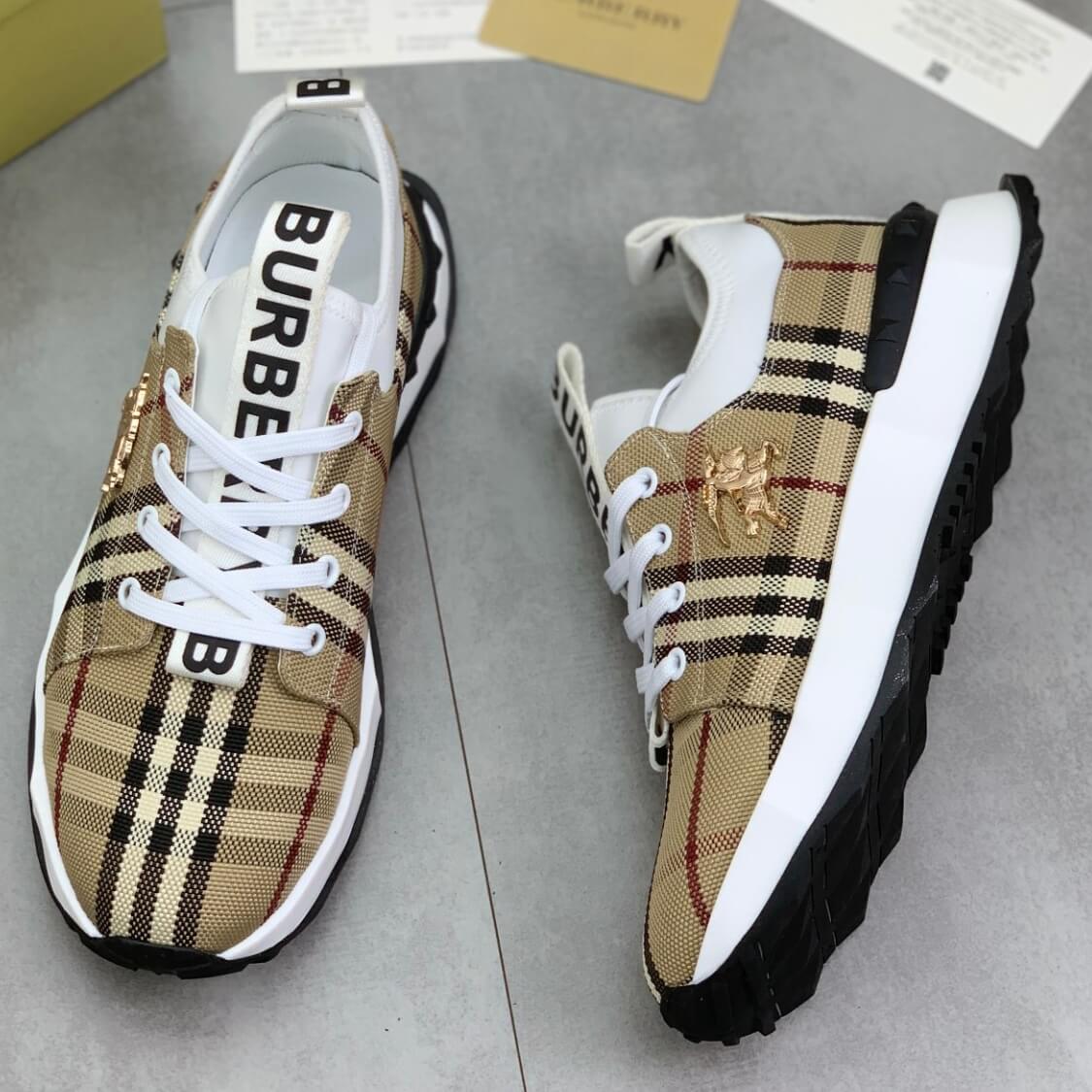 Plaid Check Low Top Sneakers 