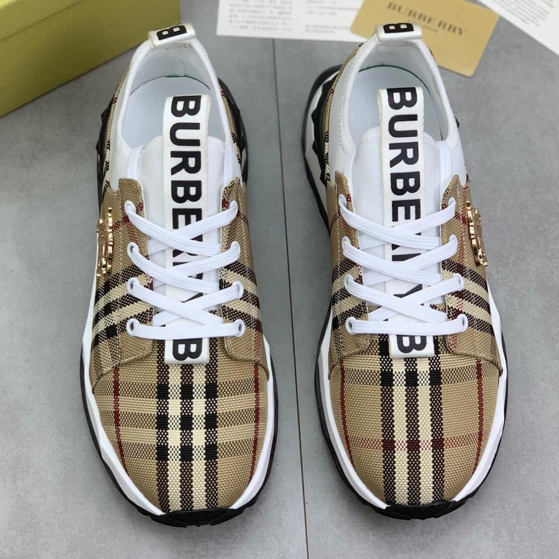 Plaid Check Low Top Sneakers 