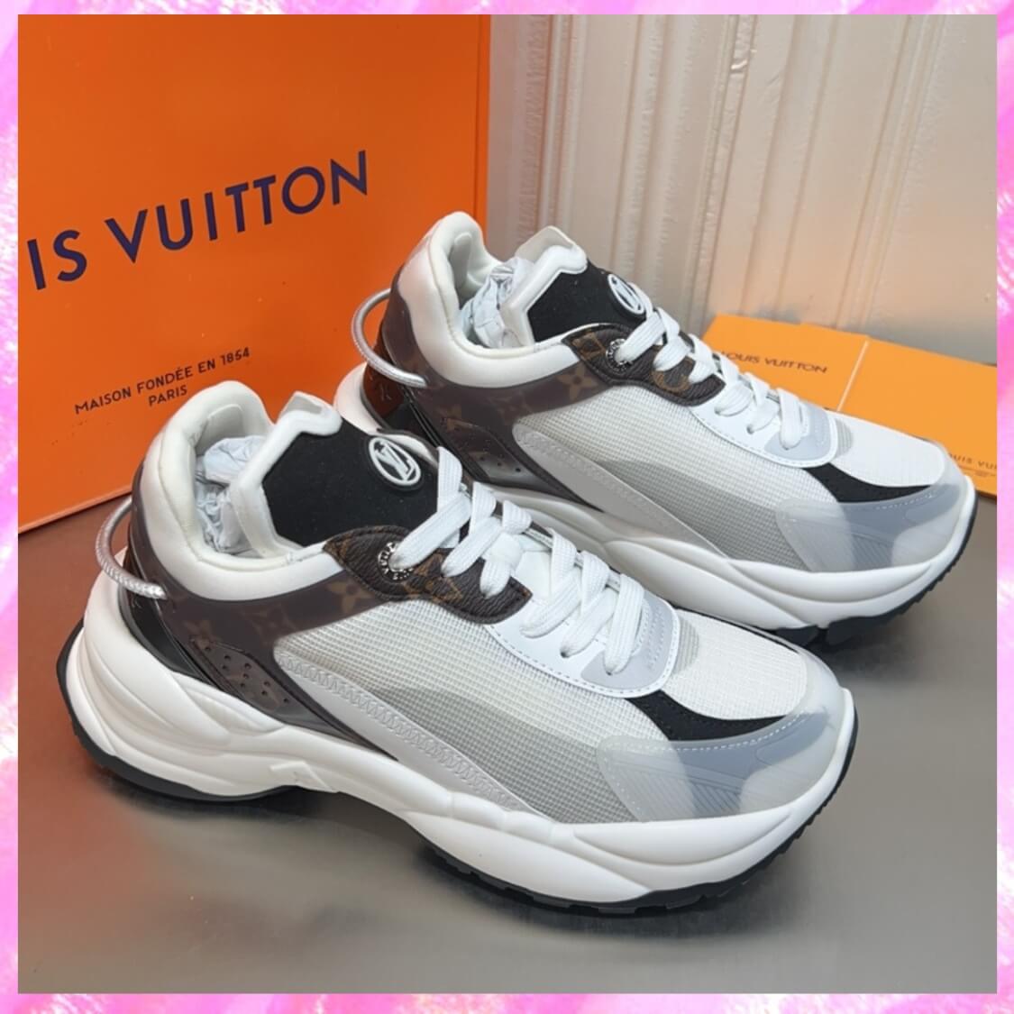 Run 55 Sneaker 