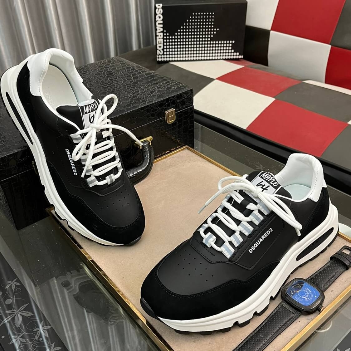Vintage Jogging Shoes