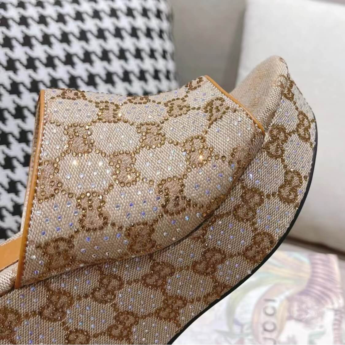 Crystal Web G Wedge Sandals 