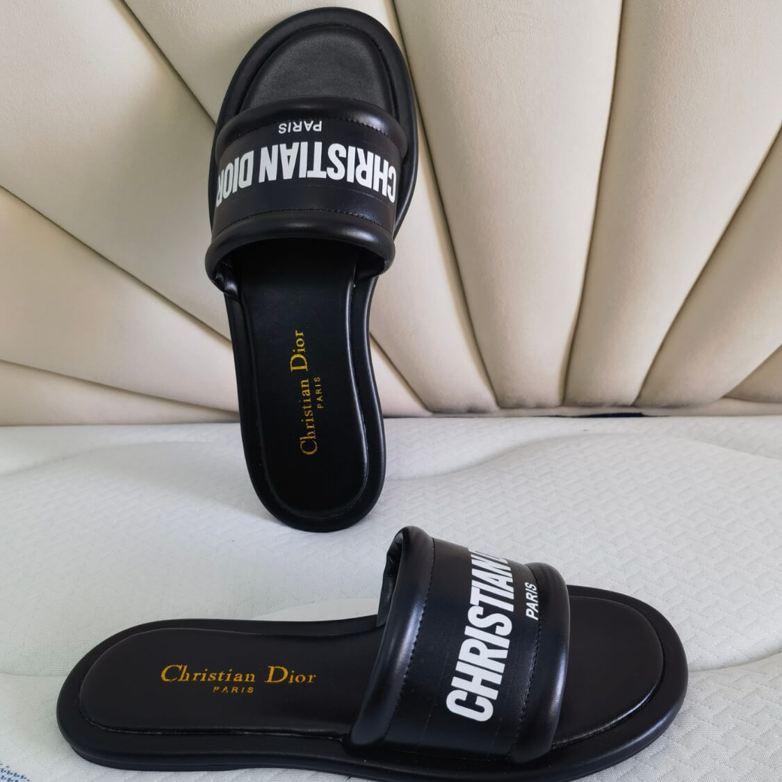 Comfort Everyday D Slides 