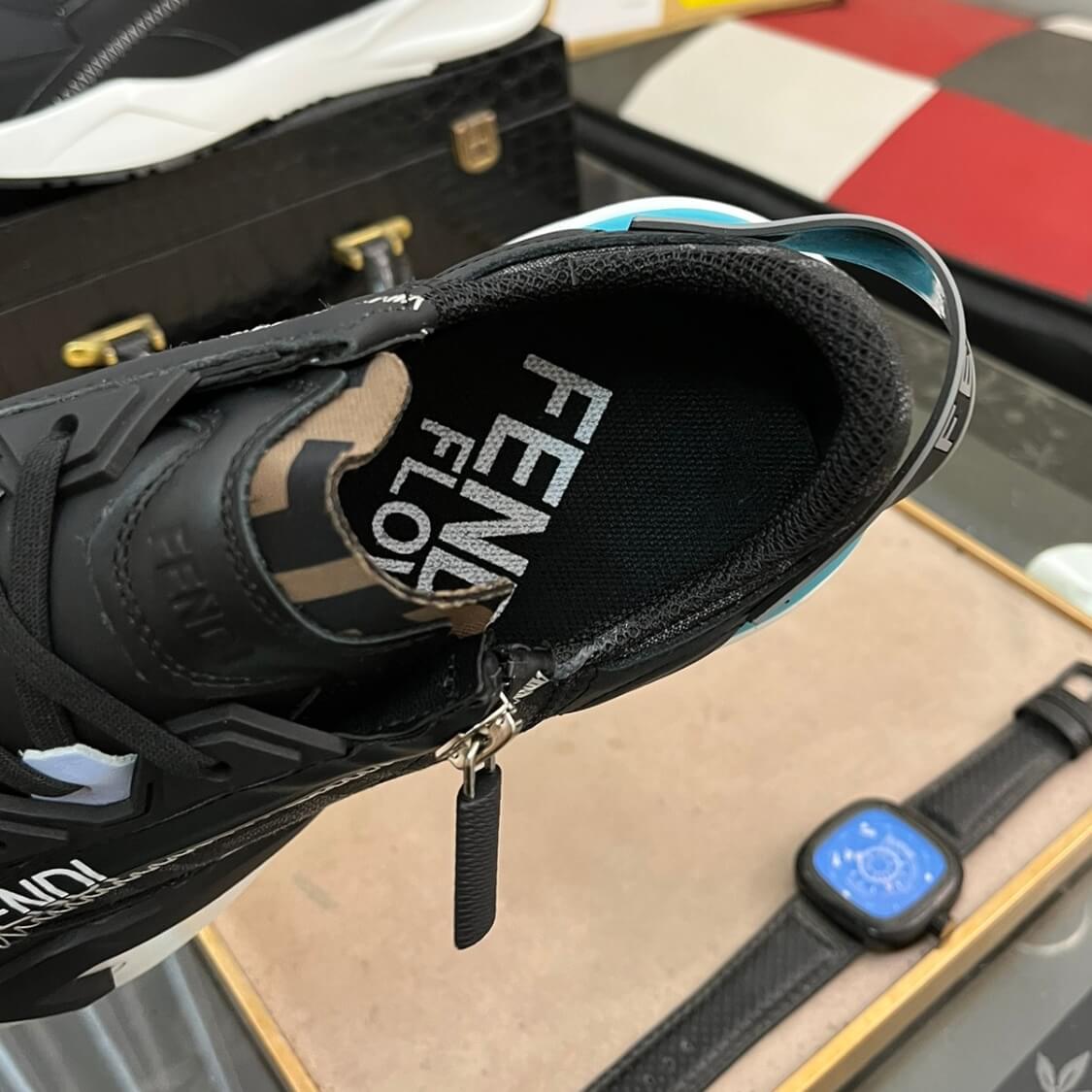 Flow Low Top Sneakers 