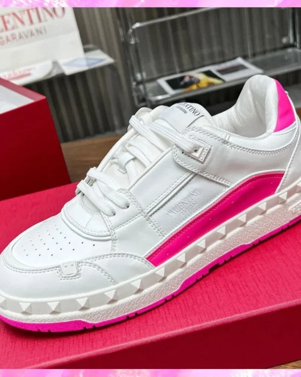 Low Top Leather Trainers