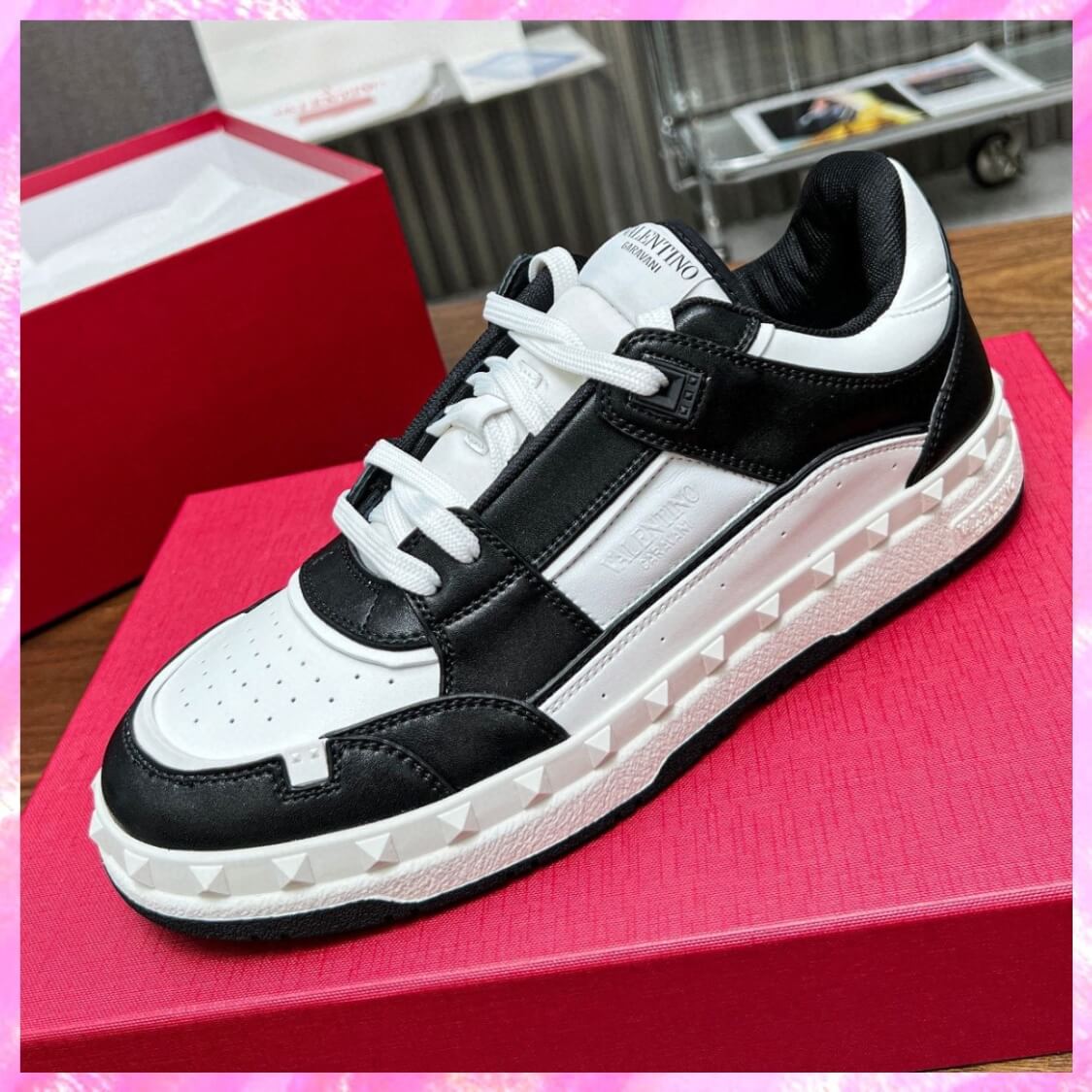 Low Top Leather Trainer Sneakers 