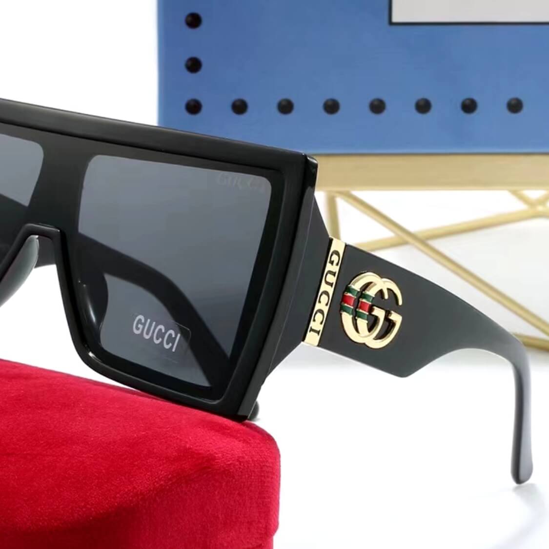 Oversized Square UV Sunglasses