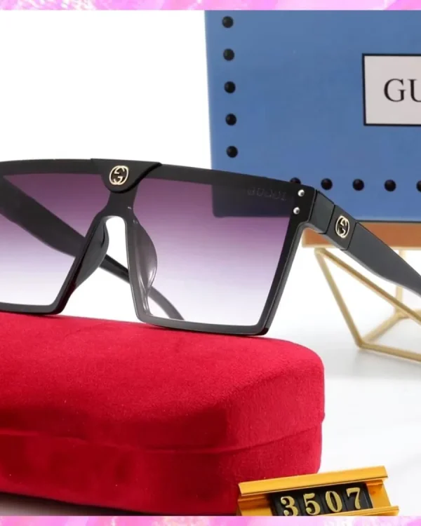Logo Monogram Square UV Sunglasses