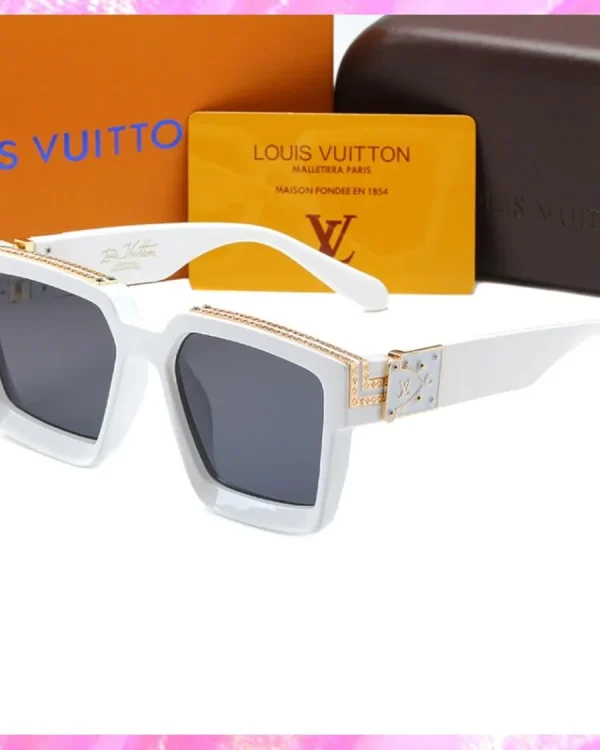 Signature Logo Square UV Sunglasses