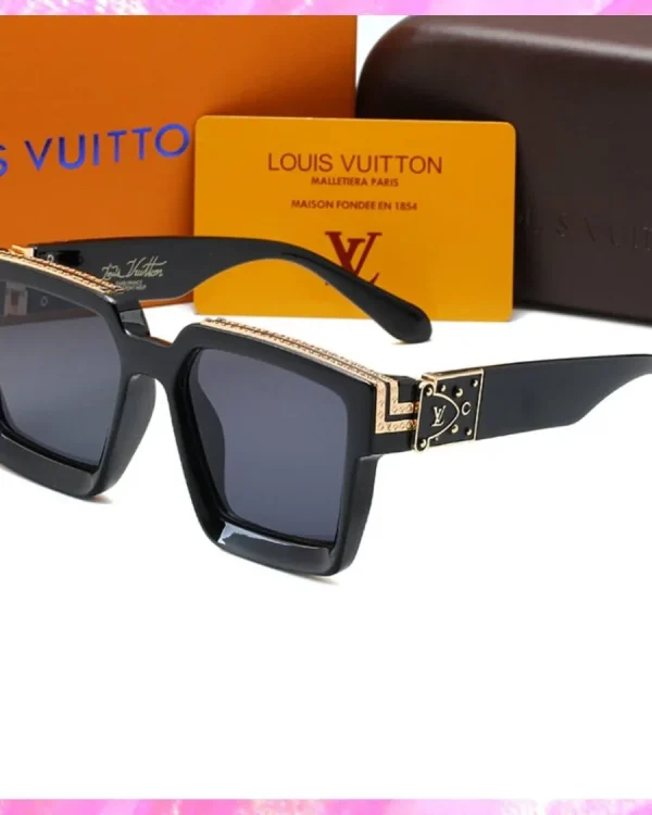Signature Logo Square UV Sunglasses