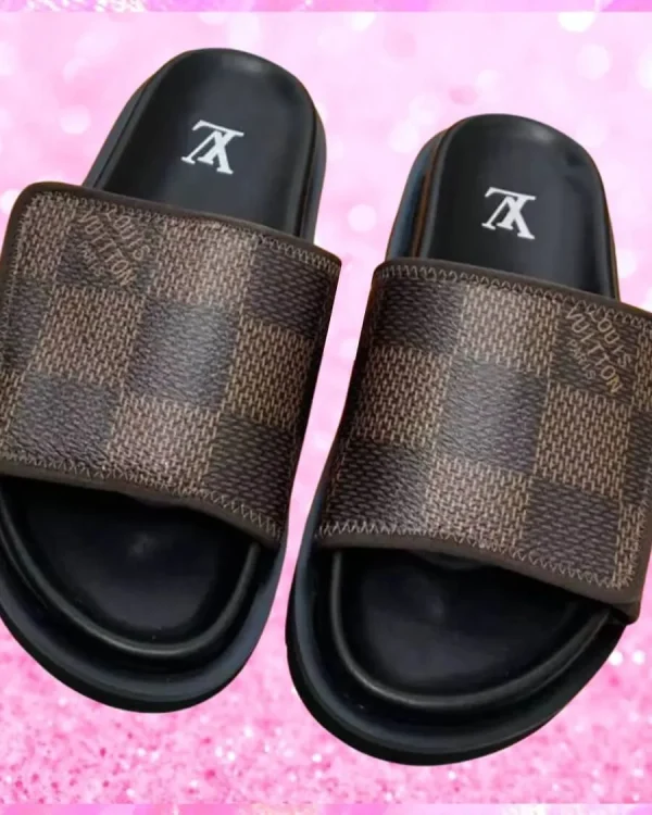 Adjustable Velcro Strap Slide Sandals In Brown