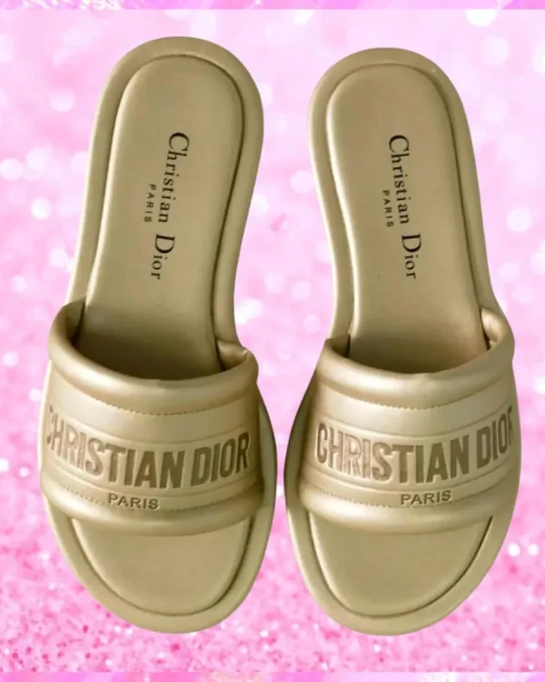 Comfort Everyday D Slides In Gold