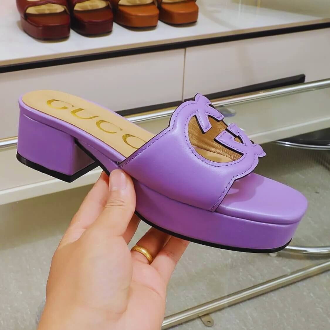 Cut Out Logo Mule Sandals In Lilac