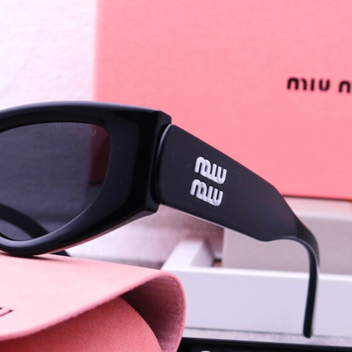 Designer UV Sunglasses 