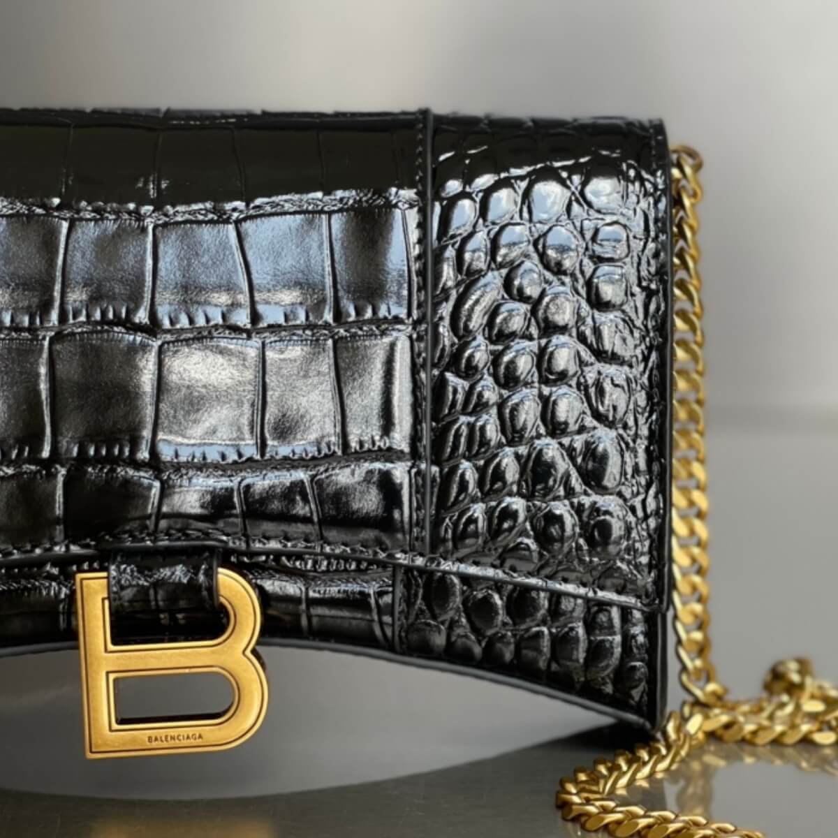 Balenciaga Designer Hourglass Chain Handbag, Balenciaga Handbag, Designer Handbag, Cheap Designer Handbag, Designer Handbag