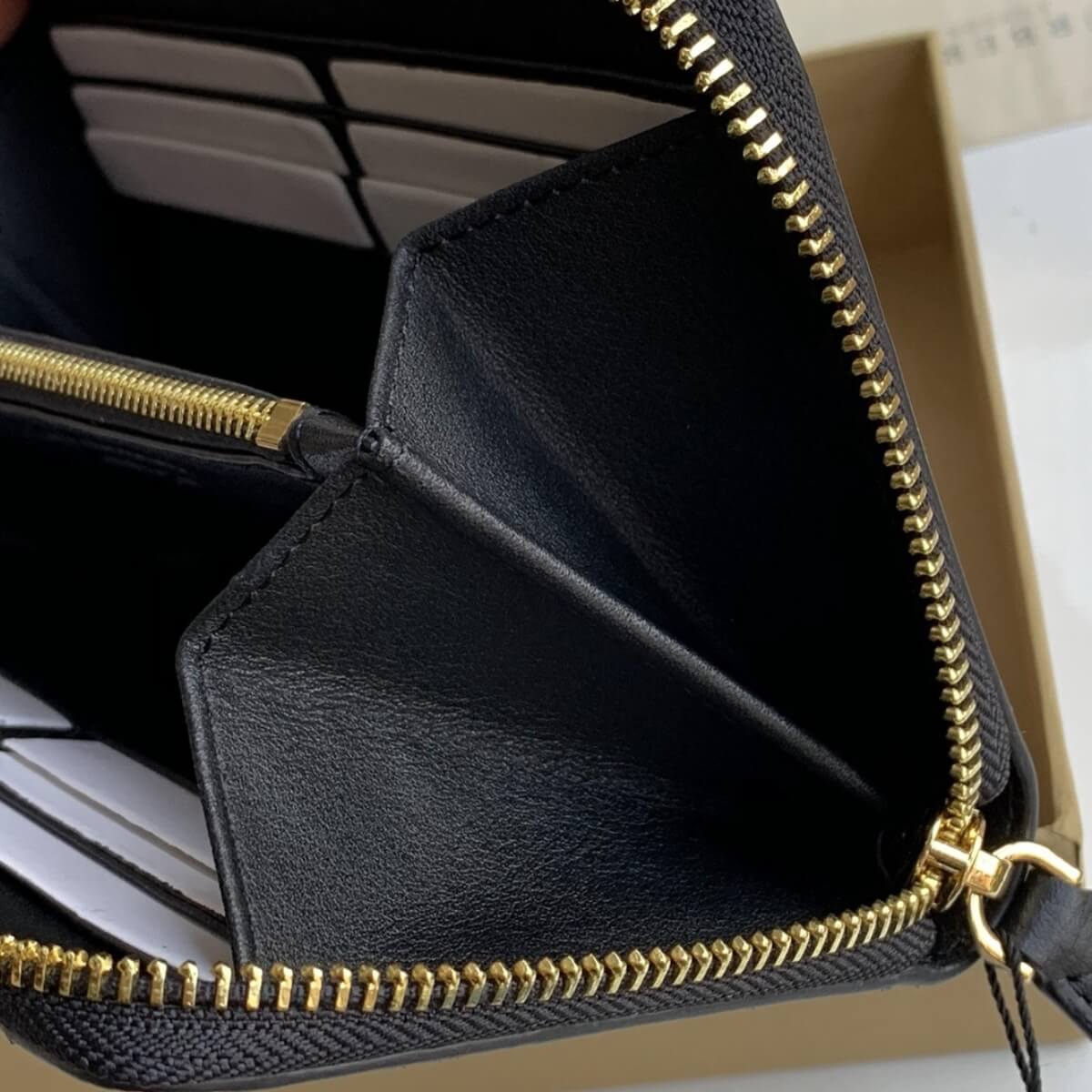 Burberry Designer Haymarket Check Zip Wallet, Burberry Handbag, Designer Handbag, Cheap Designer Handbag, Designer Handbag