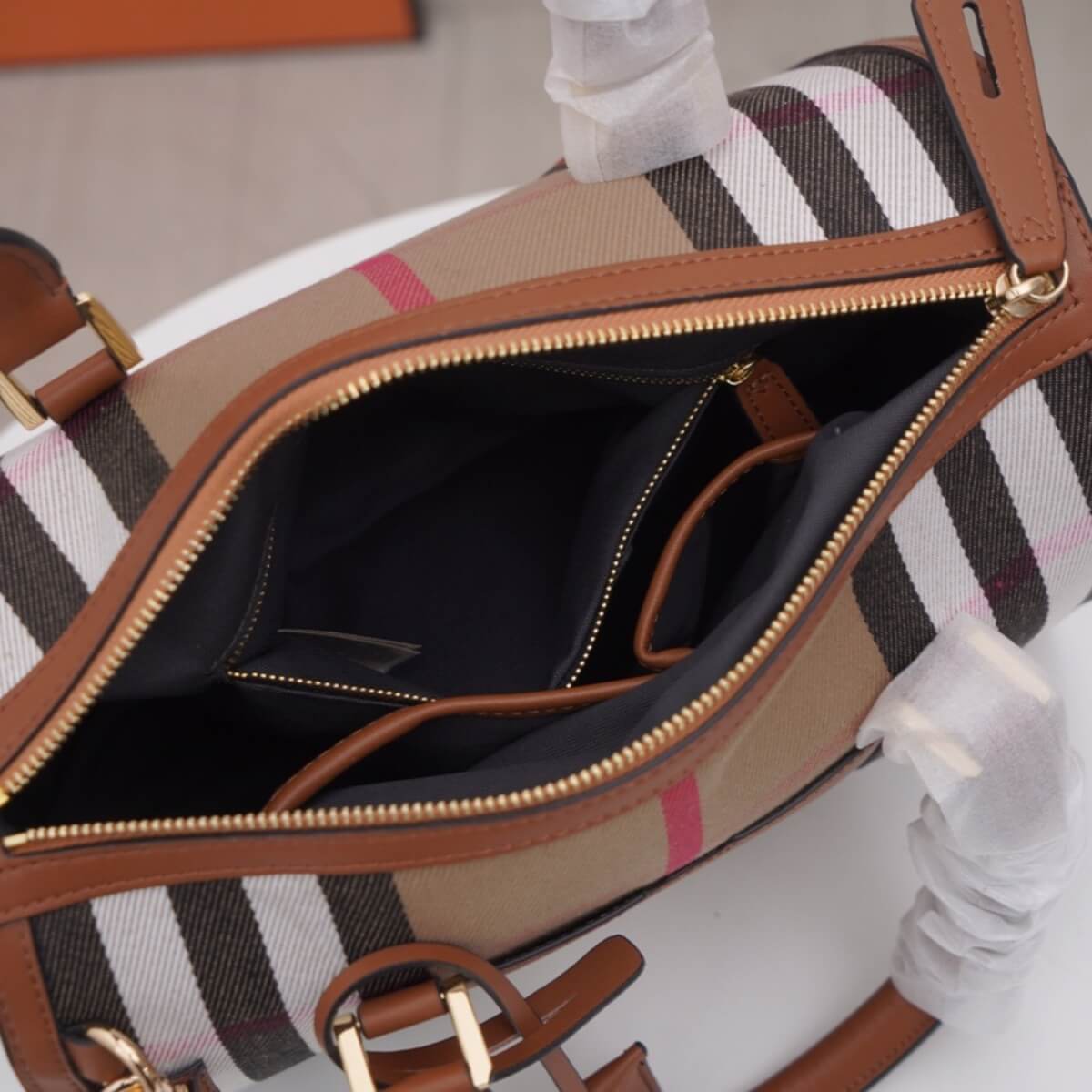 Burberry Designer House Check Sartorial Handbag, Burberry Handbag, Designer Handbag, Cheap Designer Handbag, Designer Handbag