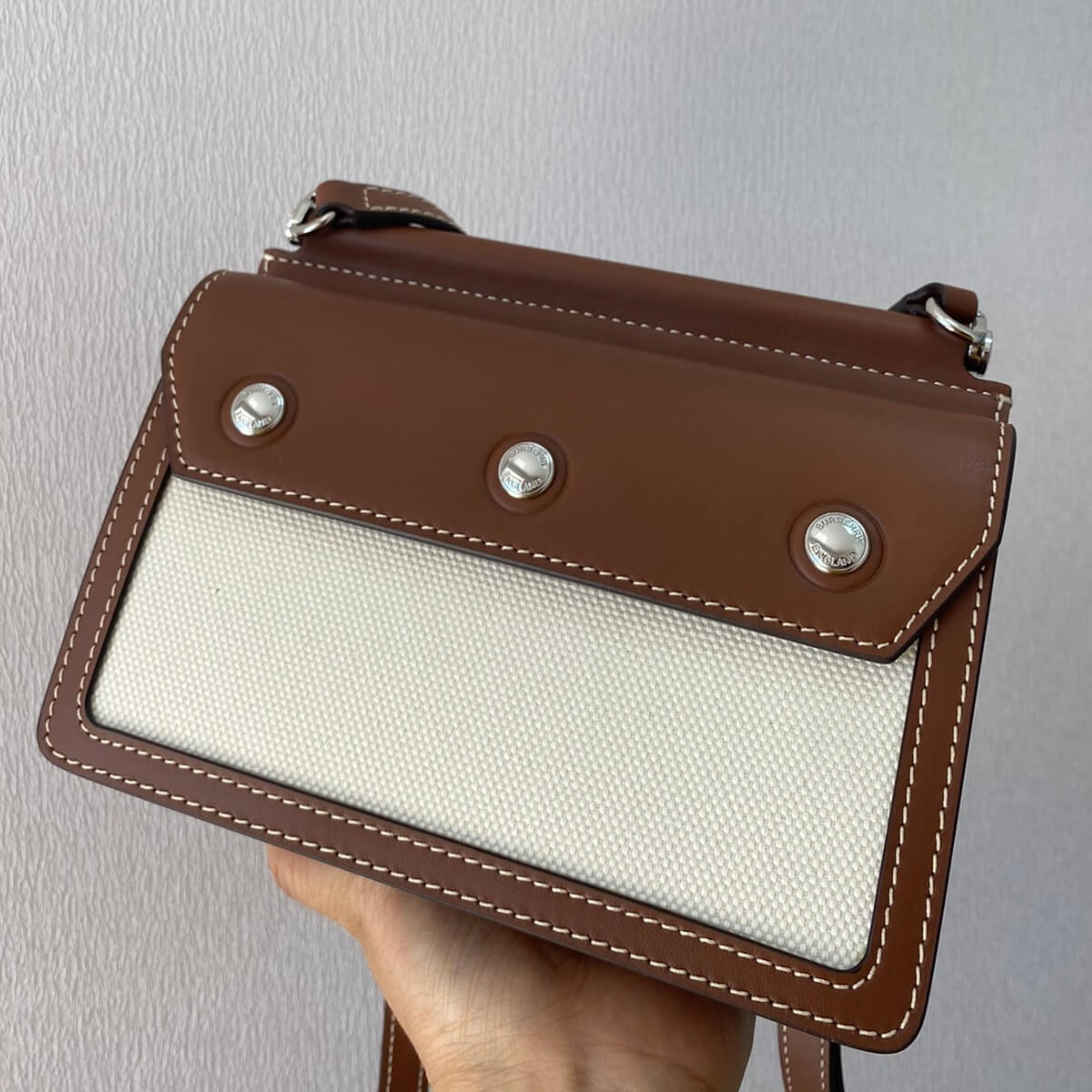 Burberry Designer Mini Horseferry Title Shoulder Bag, Burberry Handbag, Designer Handbag, Cheap Designer Handbag, Designer Handbag