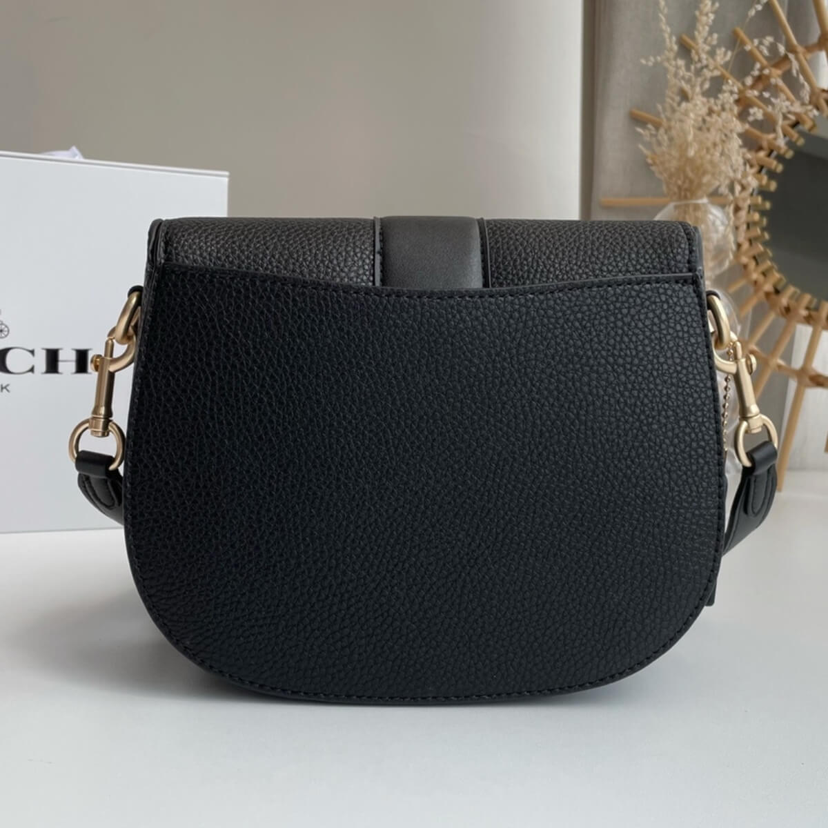 Coach Designer Kat Saddle Bag 20, Coach Handbag, Designer Handbag, Cheap Designer Handbag, Designer Handbag