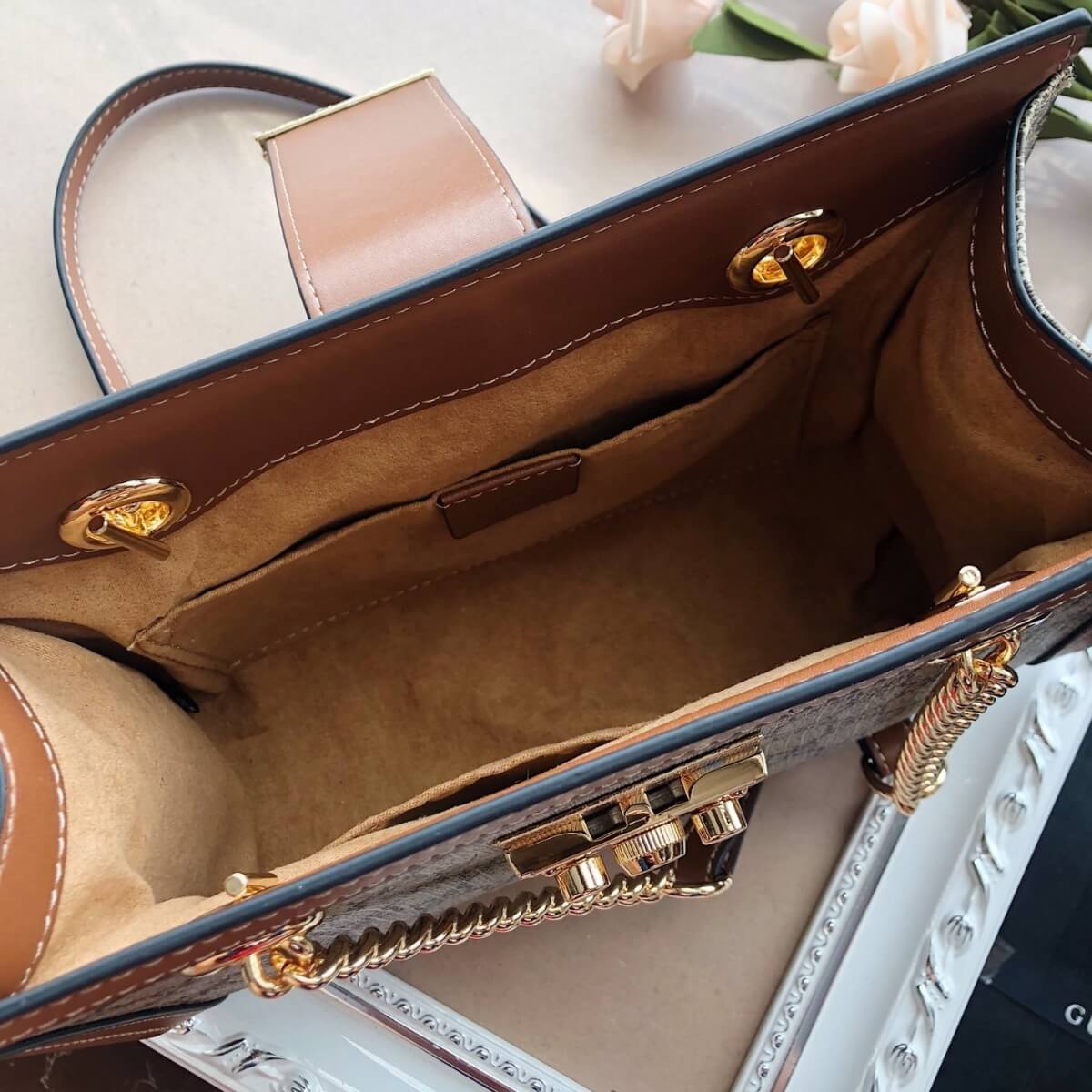 Gucci Designer Padlock Medium Tote Bag, Gucci Handbag, Designer Handbag, Cheap Designer Handbag, Designer Handbag