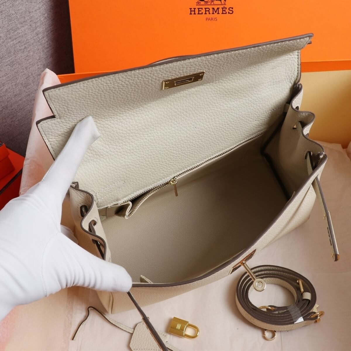 Hermes Designer Nata Epsom Kelly 25 Sellier Handbag, Hermes Handbag, Designer Handbag, Cheap Designer Handbag, Designer Handbag