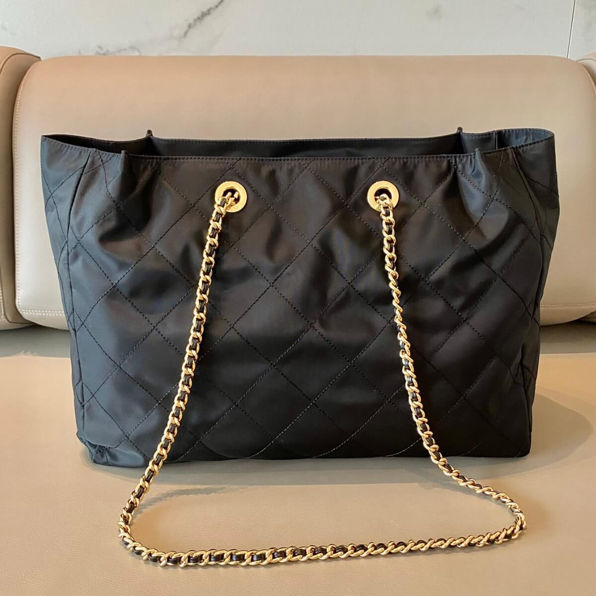 Prada Designer Re-Edition Chaîne Nylon Tote Bag, Prada Handbag, Designer Handbag, Cheap Designer Handbag, Designer Handbag
