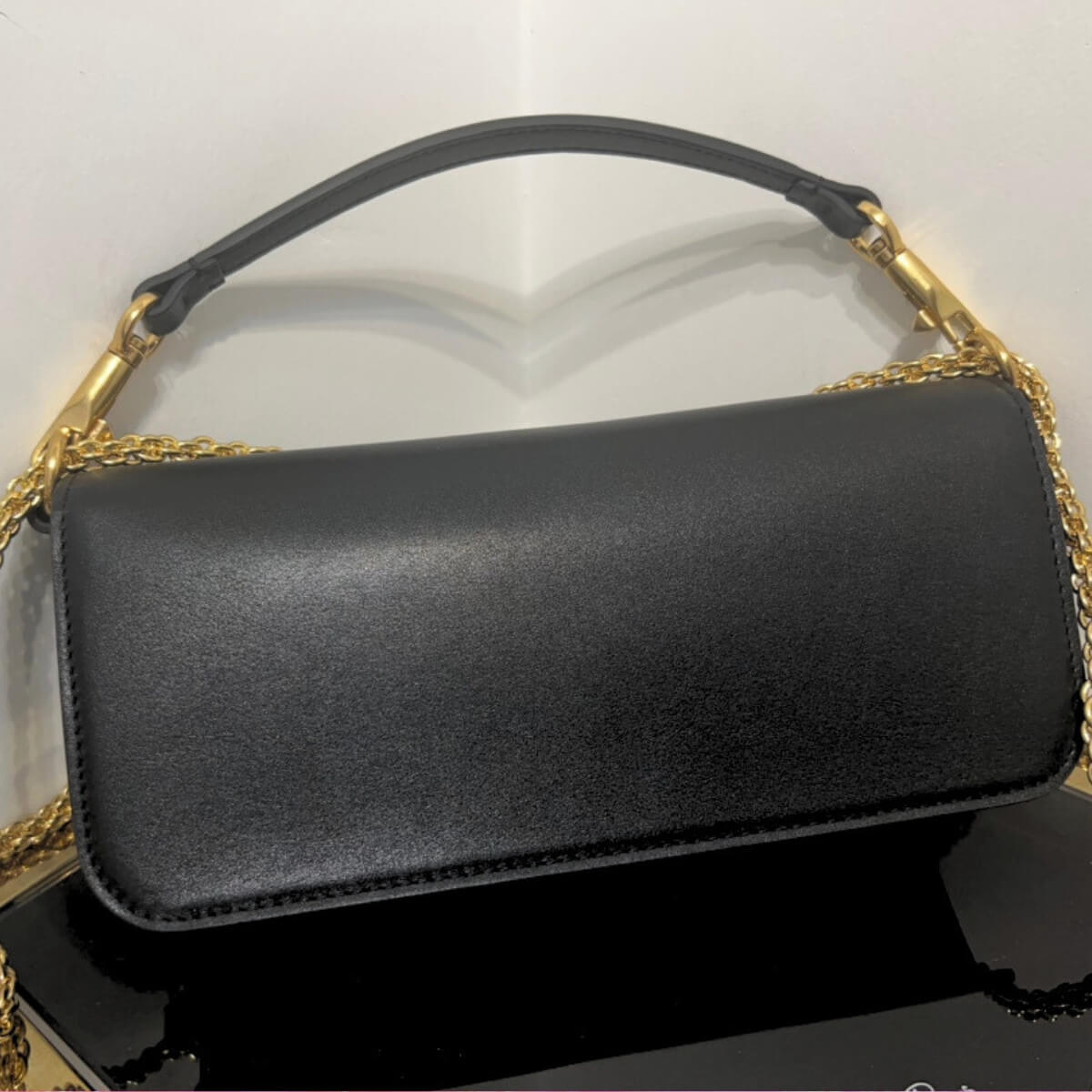 Valentino Designer Locò Shoulder Bag, Valentino Handbag, Designer Handbag, Cheap Designer Handbag, Designer Handbag