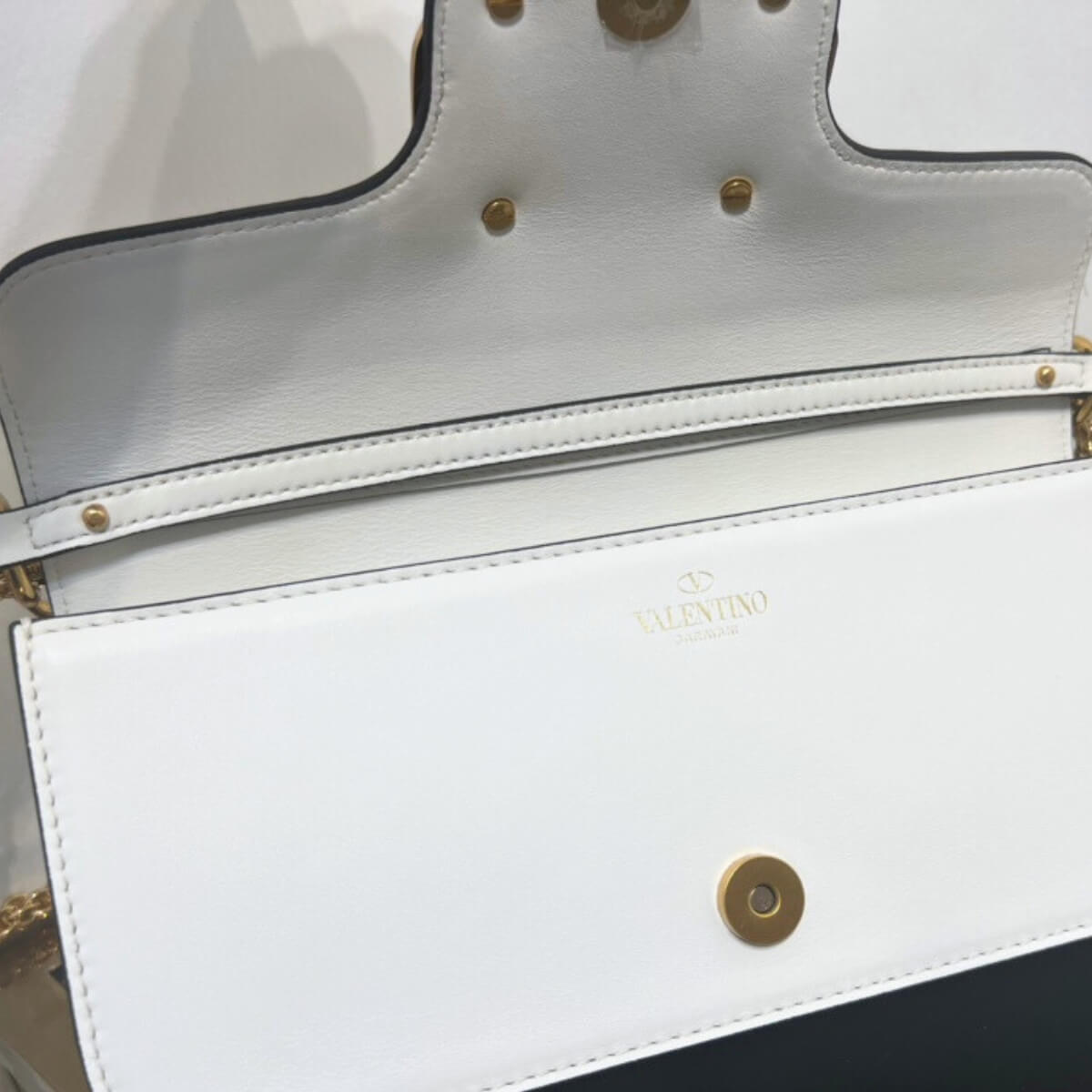 Valentino Designer Locò Shoulder Bag, Valentino Handbag, Designer Handbag, Cheap Designer Handbag, Designer Handbag